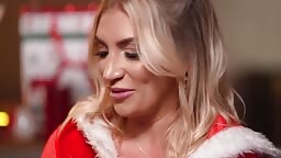 JacquieEtMichelTV Irina Maya Into Her Christmas Madness 25 12 2024