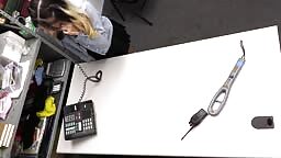 Mads Flores - No Employee Perks 20 10 2023