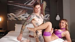 OnlyFans - Kazumi Squirts - The Kazumi Flashlight